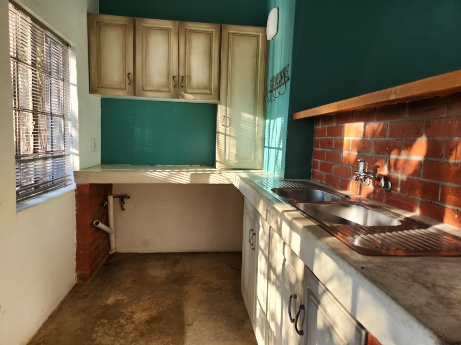 5 Bedroom Property for Sale in Cashan North West